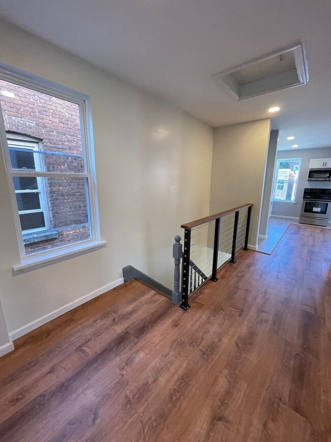 Photo - 113 William St Unit 2