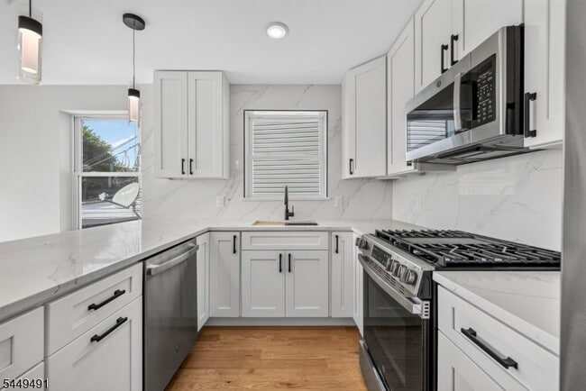 62 Hillside Ave Unit 1
