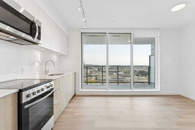 Photo - SIGNAL at Marine Gateway