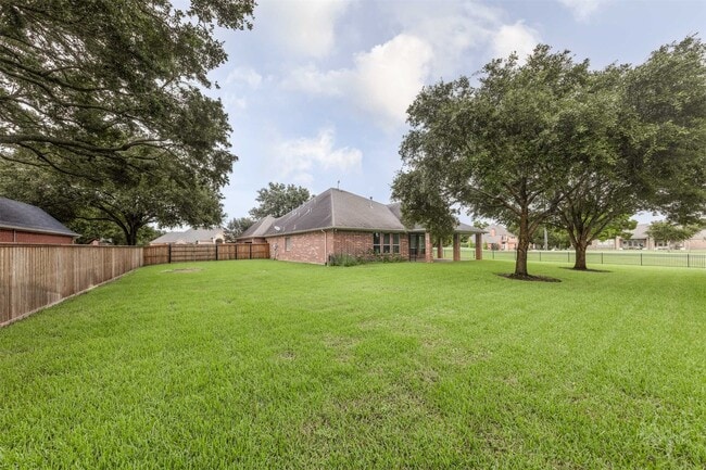 Building Photo - 32611 Waltham Crossing