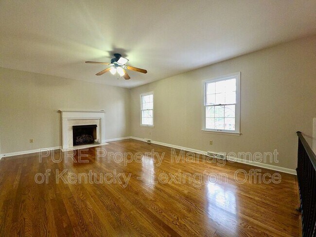 Photo - 3462 Lansdowne Dr