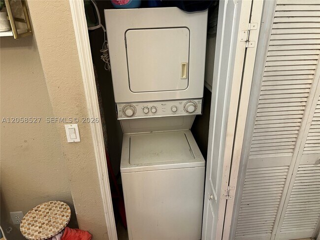 Photo - 1535 SE 26th St Unit 200