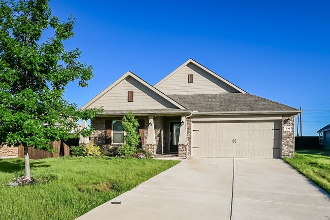 Building Photo - 339 Chamberlain Dr