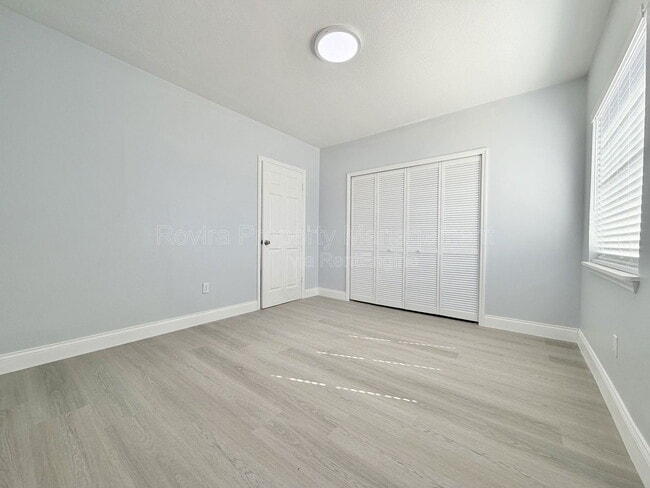 Photo - 813 Suwannee Dr Unidad 2