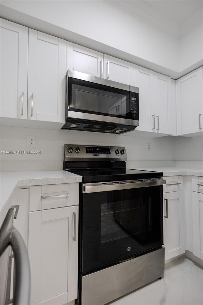 Photo - 11730 SW 2nd St Unit 12103