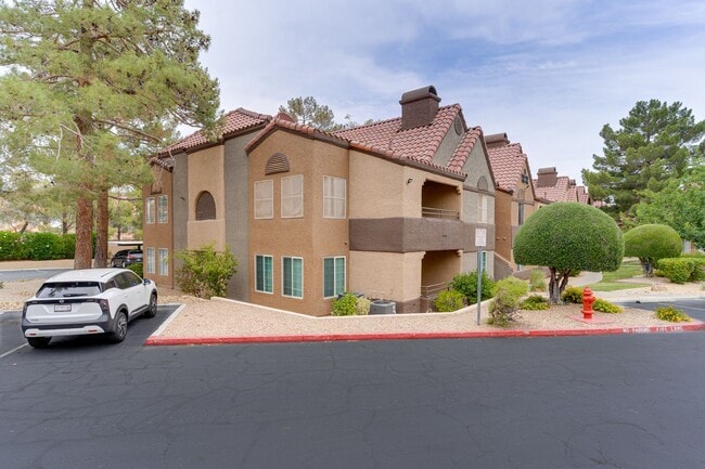 GUARD GATED 2 BEDROOM CONDO! * COMING SOON * - GUARD GATED 2 BEDROOM CONDO! * COMING SOON *