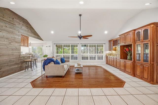 Photo - 2700 Solar Ct