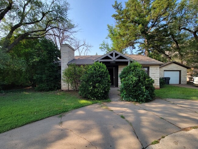 Building Photo - 4501 I-40 Rental