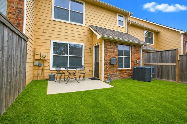 Photo - 1618 Grable Cove Ln