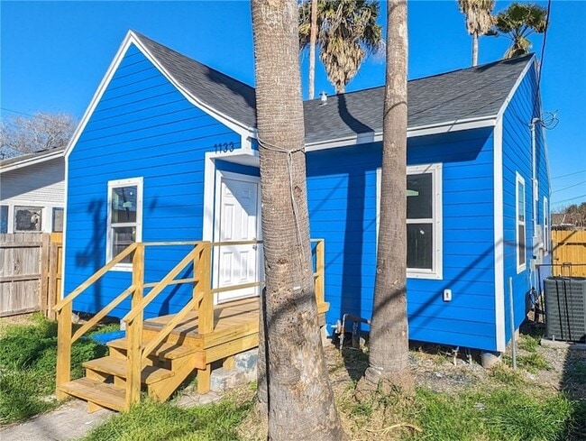 Building Photo - 1133 S Brownlee Blvd Rental