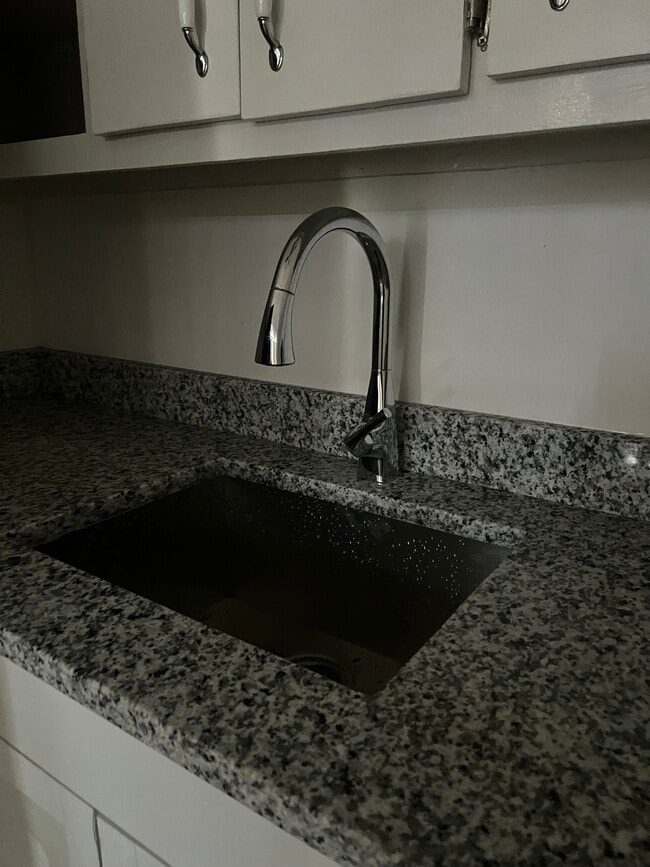 Photo - 5851 NE 18th Ave Unit 1