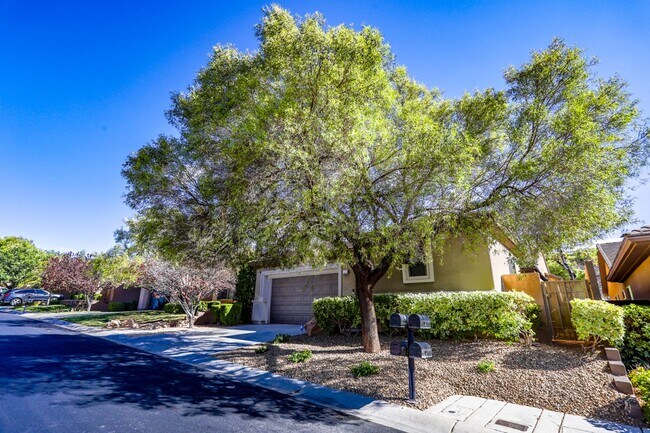 Photo - Anthem Country Club Beauty w/ Casita