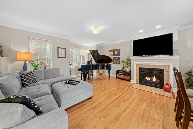 Photo - 3922 Wehrman Ave