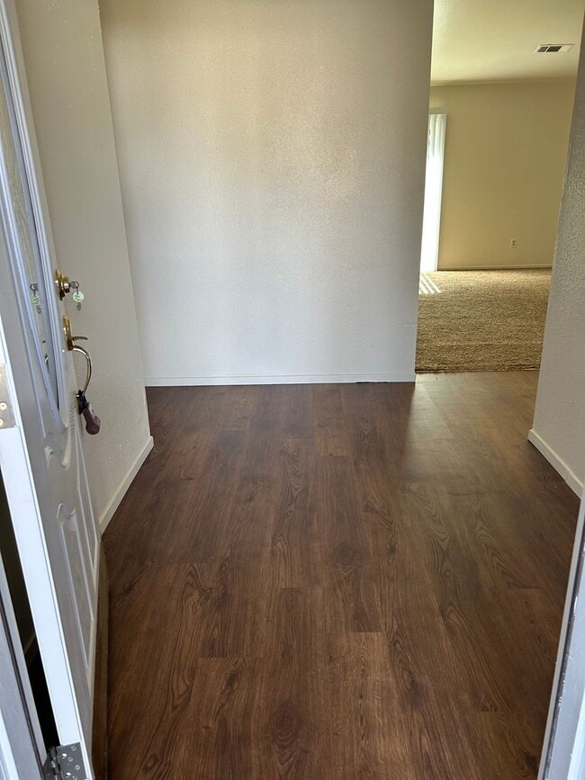 Photo - 1846 N Selina Ct