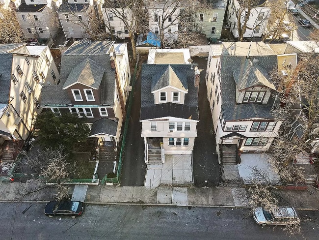 Photo - 196 Shephard Ave Unidad 3