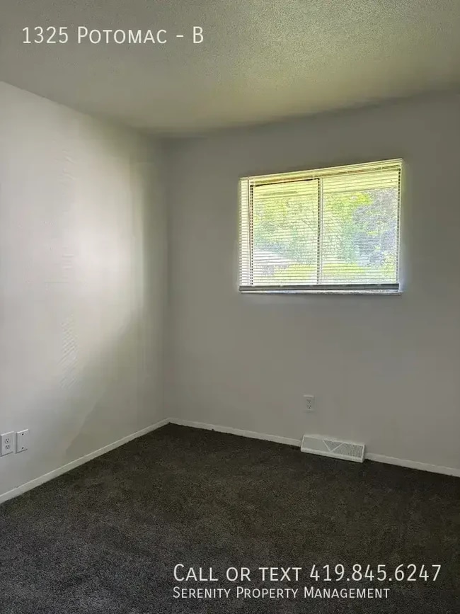 1325 Potomac Dr Unit B