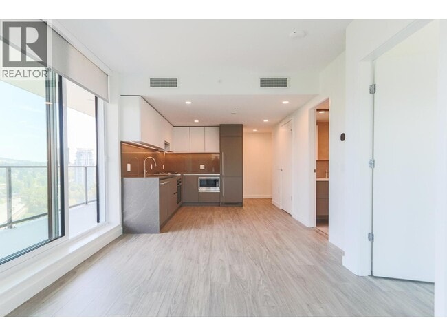 2135 Springer Ave Unit 1502
