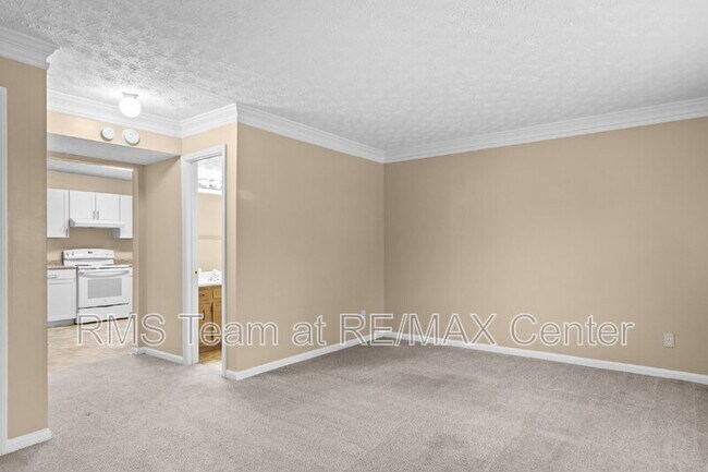 Photo - 375 Dixie Ct