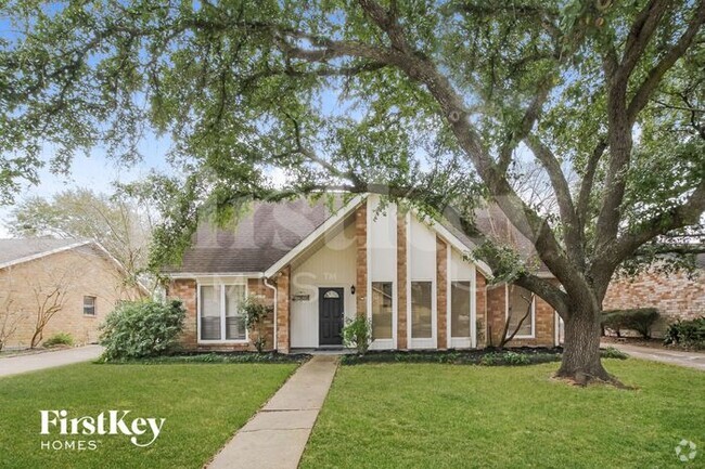 Building Photo - 21419 Park Willow Dr Rental