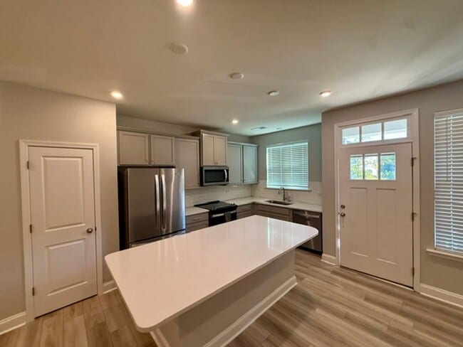Photo - 1526 Cedar Tree Dr