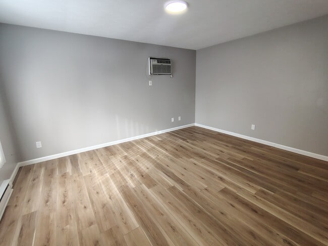 Photo - 6078 Boxwood Dr