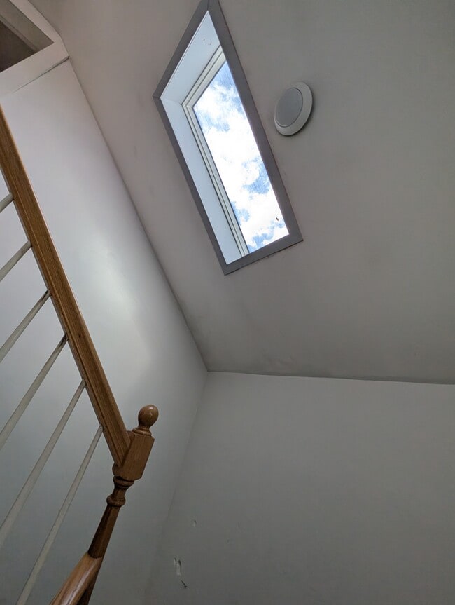 2843 S Kildare Ave Unit Upper Unit