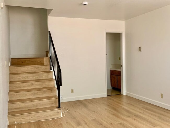Photo - 1471 Gabilan Dr Unit 2