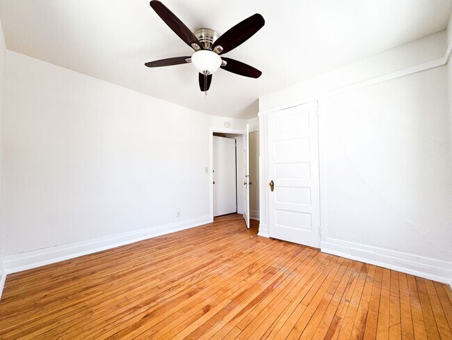 Photo - 1632 Jefferson St Unit #3