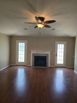 Photo - 500 E Kansas St
