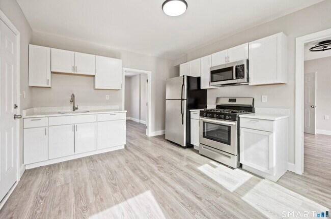 Photo - 465 Washington Ave Unit 465 Washington