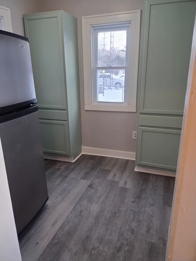 Photo - 145 E Addison St