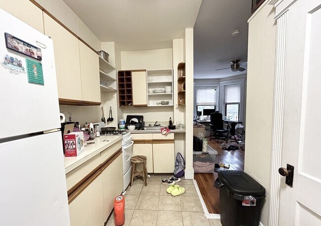 Photo - 39 Hemenway St Unidad 13