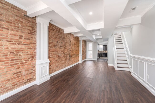 Photo - 443 N Milton Ave