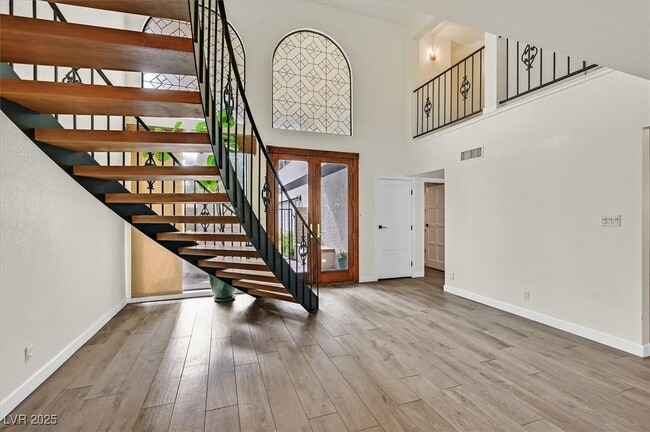 Photo - 3328 Plaza Del Paz