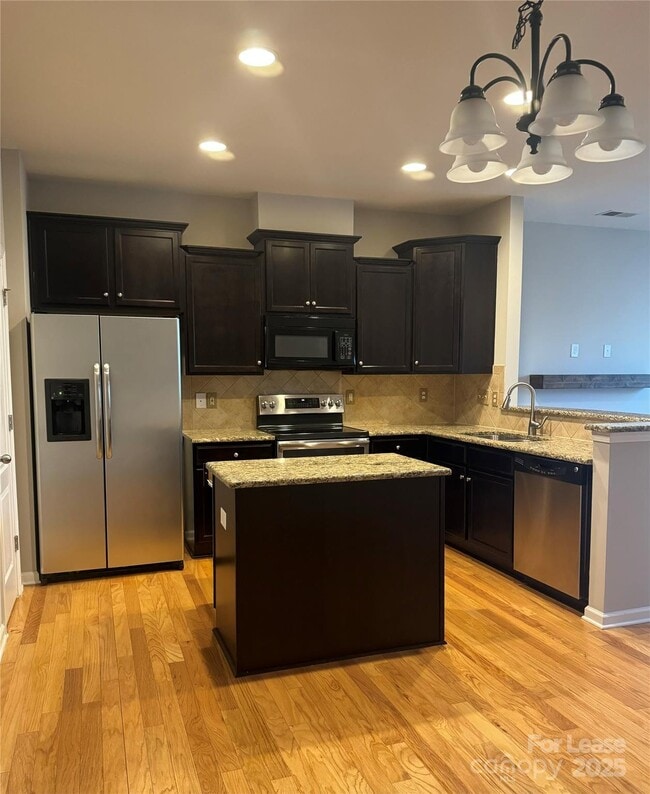 Photo - 18431 The Commons Blvd