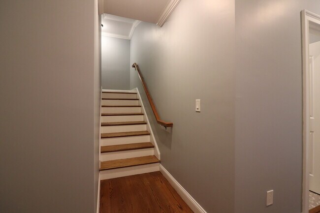 Photo - 30 Hyde Park Ave Unit #5