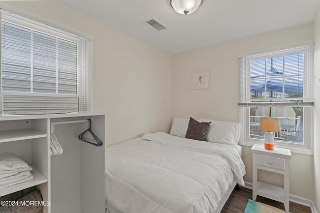 Photo - 259 Sheridan Ave