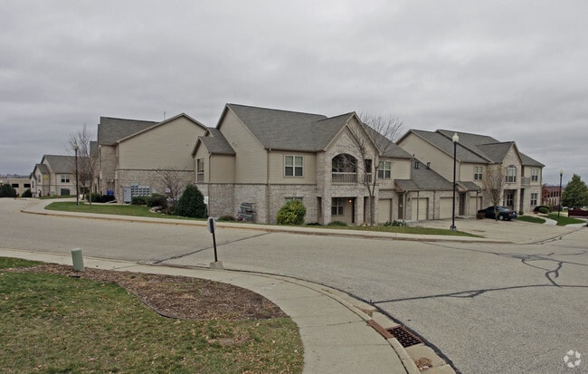 Photo - Hanover Square Apartments