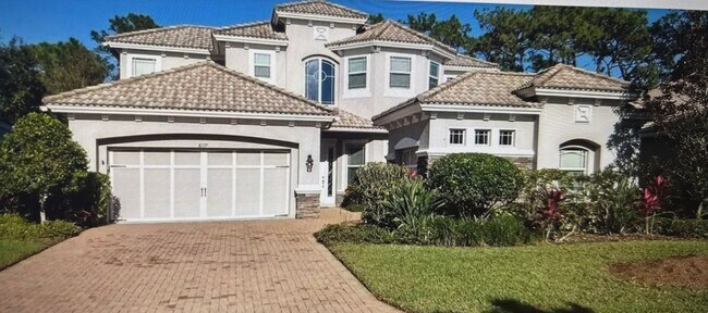 Photo - 4/3 Stylish and Spacious 2-story home with...