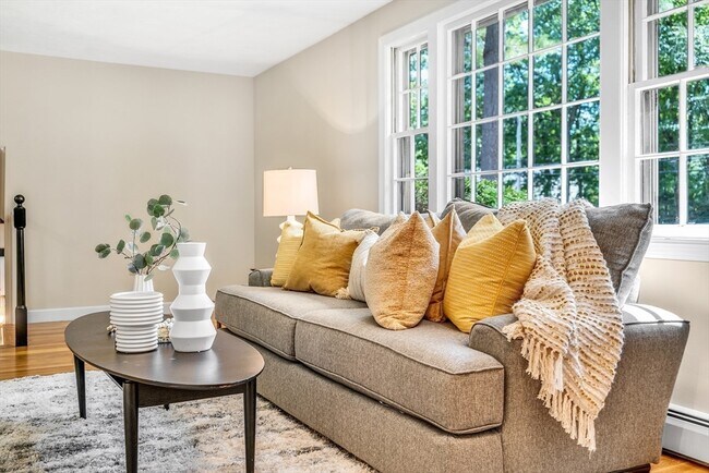 Photo - 310 Hayward Mill Rd