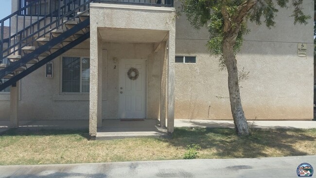 Photo - 638 N 3rd St Unidad 9DR