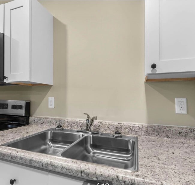 Photo - 1300 W Mar Elm St