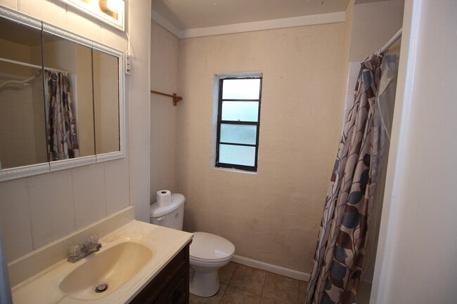 Photo - 3255 Clemwood Dr