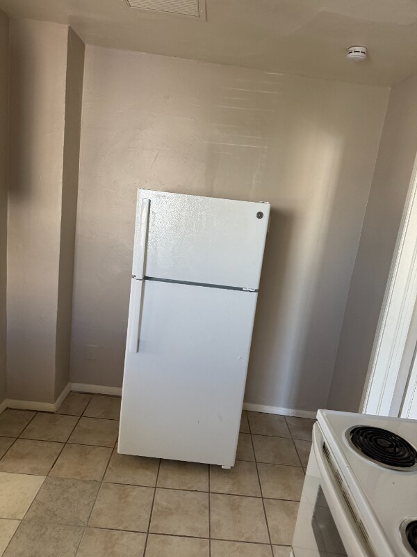 Photo - 216 E 2nd Ave Unit 216