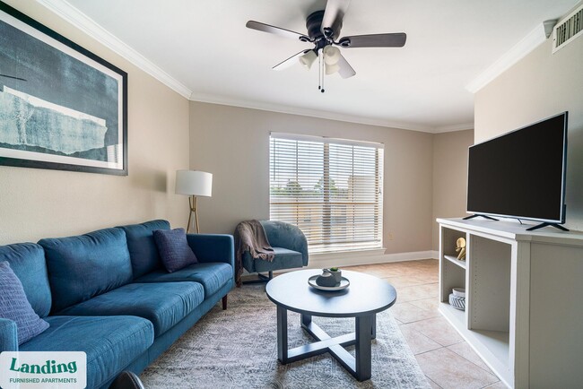 Photo - 1925 N 3rd St Unidad 417.1405983