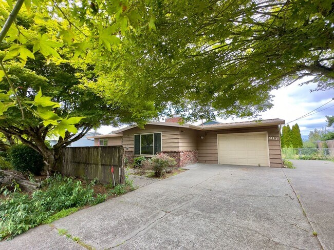 Photo - 2,510 Sq Ft | 5 Bedroom · 3 Bathroom – W/D...