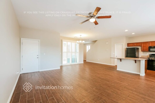 Photo - 3629 W Kingfishers Catch Ave