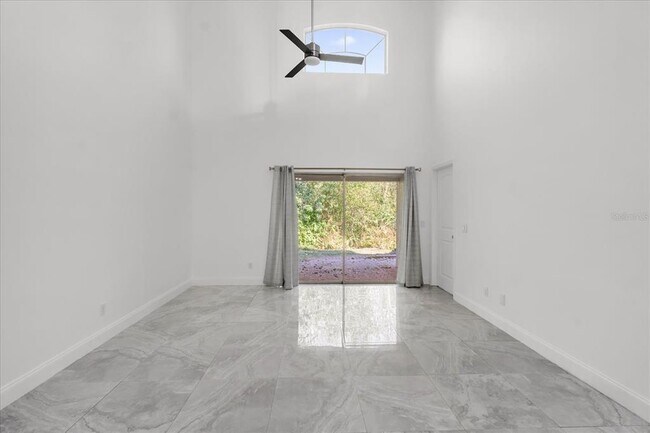 Photo - 14852 Laguna Beach Cir