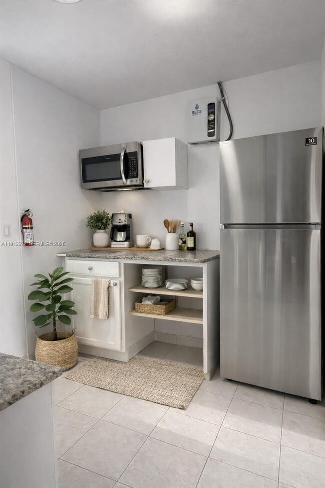 Photo - 000 NW 84th St Unidad 0