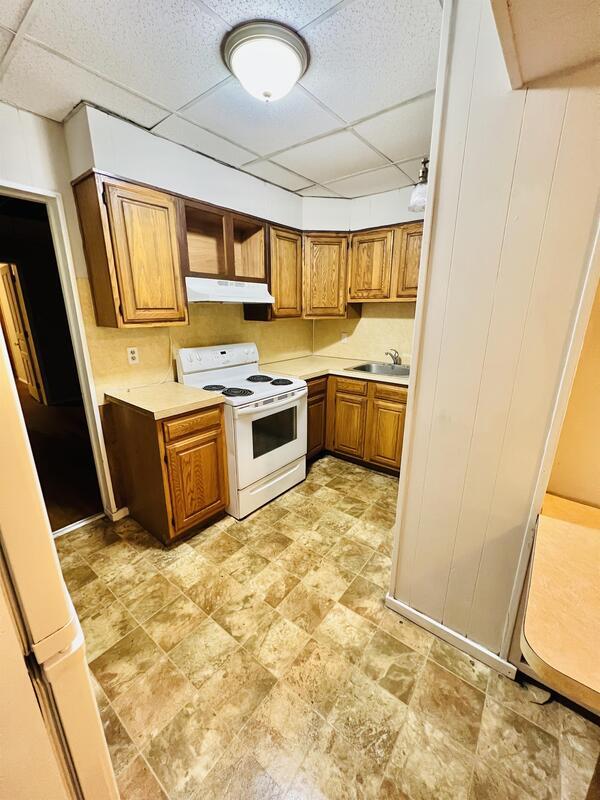 Photo - 328 N 16th St